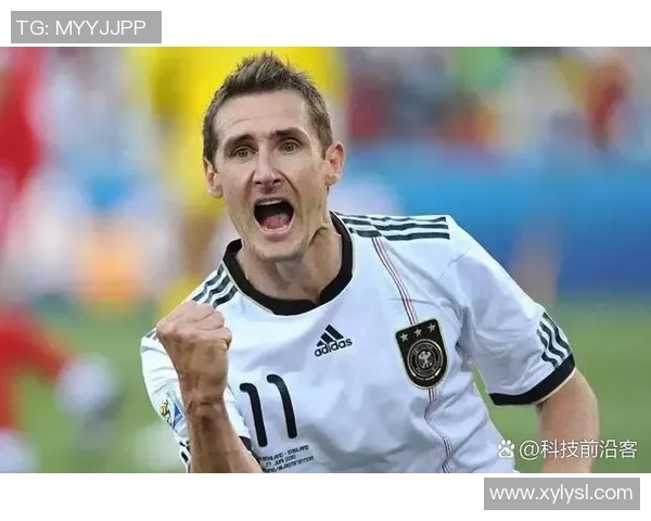 6号球衣的足球传奇人物盘点:从贝肯鲍尔到如今的球场明星 6号球衣的足球传奇人物盘点:从贝肯鲍尔到如今的球场明星