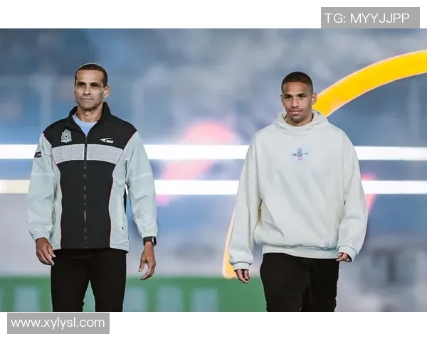 球场与歌声同行 足球明星跨界唱响梦想与激情 球场与歌声同行 足球明星跨界唱响梦想与激情